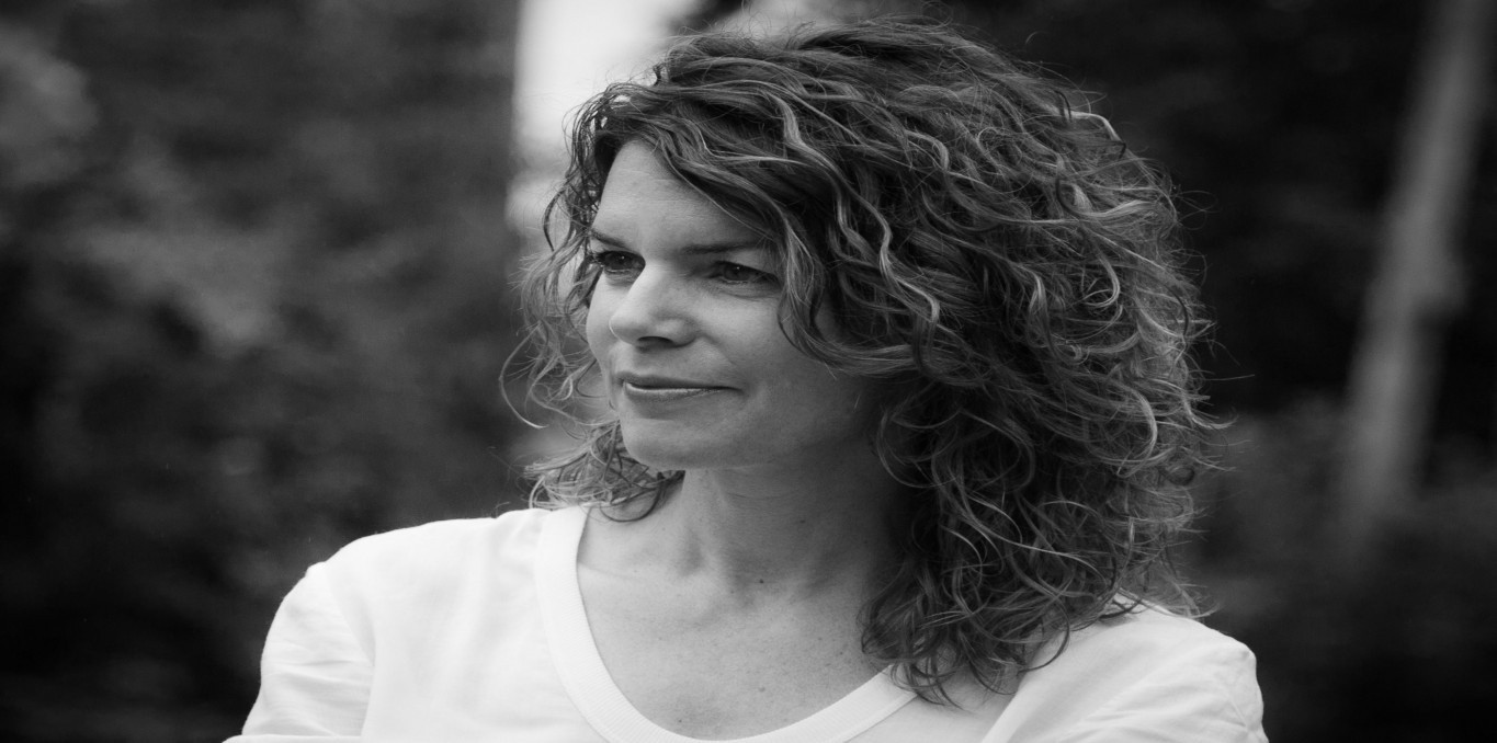 Poster image Catherine H&eacute;bert